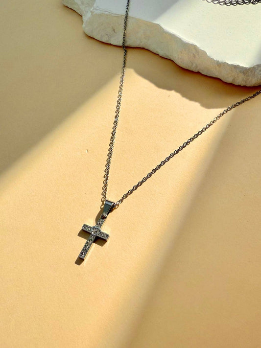 Collar Cruz De Plata Minimalista